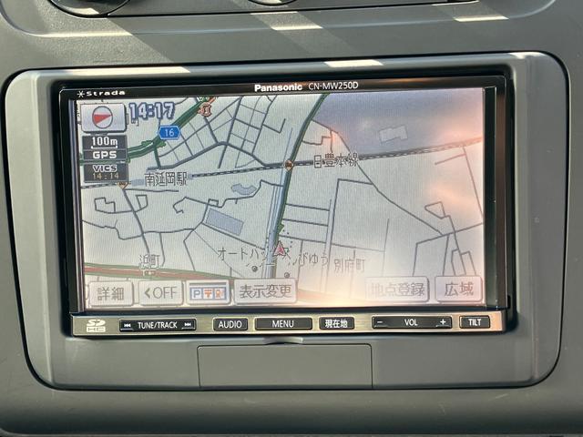 便利なナビ付！旅行やレジャーにと様々なシーンで大活躍！ドライブが楽しくなりますね！