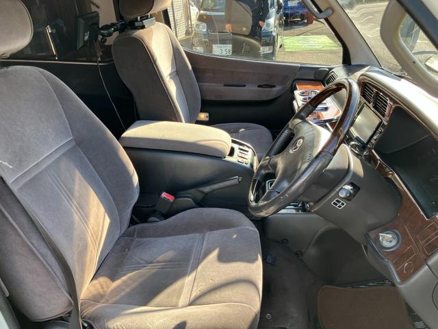 ご覧いただきありがとうございます♪気になったお車がありましたらお気軽にお電話をください♪