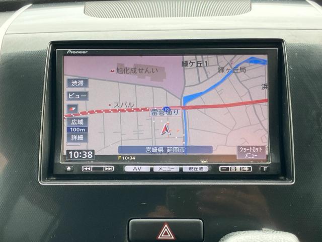 ＸＳ　ナビ　ＴＶ　Ｂｌｕｅｔｏｏｔｈオーディオ　ＨＩＤ　フォグランプ　スマートキー　電動格納ミラー　ベンチシート　ＣＶＴ　盗難防止システム　ＡＢＳ　ＣＤ・ＤＶＤ　アルミホイール（画像4）
