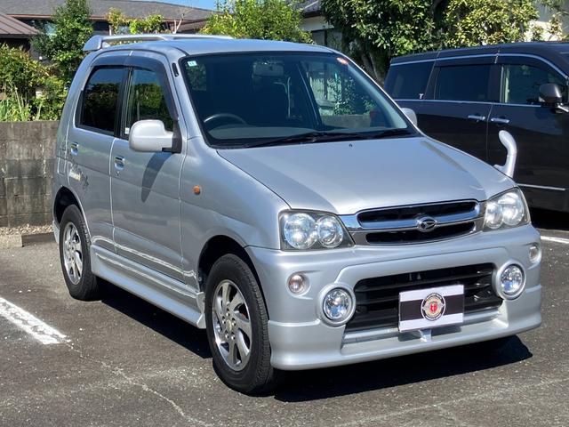 キスマークＬ　４ＷＤ　タイミングベルト交換踏（１３２０００ｋｍ時点）　キーレスエントリー　電動格納ミラー　ＡＴ　ＣＤ　アルミホイール　衝突安全ボディ　エアコン　パワーステアリング　パワーウィンドウ（画像12）
