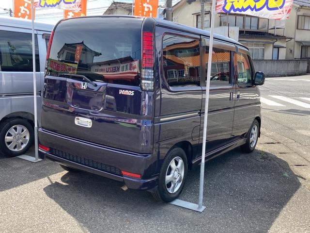 バモス Ｍ　ナビ　両側スライドドア　エアコン　パワステ　パワーウィンドウ　走行９８０００ｋｍ　オートマ　純正アルミホイール（6枚目）