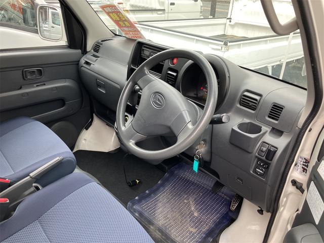 ハイゼットカーゴ ＤＸ　福祉車両　電動シート　リアシートリフト（17枚目）