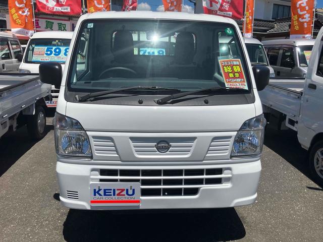 ＮＴ１００クリッパートラック 　４ＷＤ　ＭＴ　クリアランスソナー　キーレスエントリー　アイドリングストップ　ＥＳＣ　エアコン　パワーステアリング　パワーウィンドウ　運転席エアバッグ　助手席エアバッグ（2枚目）