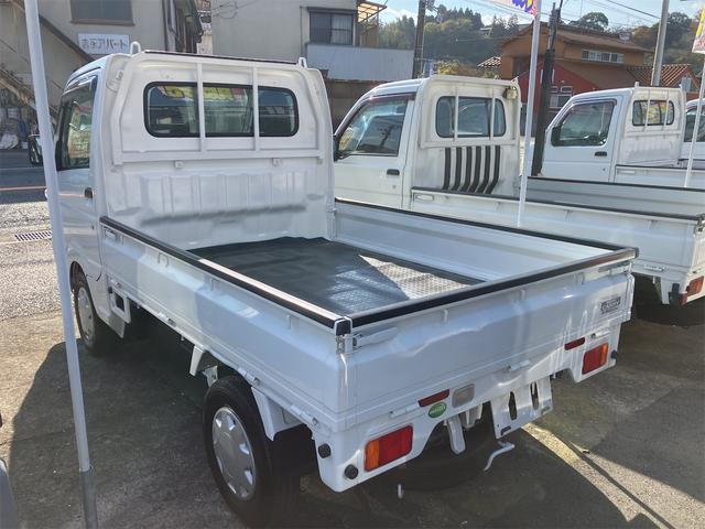 キャリイトラック ＫＣ　エアコン　パワステ　３方開　４ＷＤ　運転席エアバッグ　マニュアル５速車（9枚目）