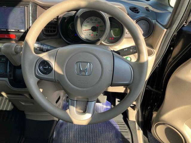 N-BOX G 両側スライド・片側電動 ナビ スマートキー アイドリングストップ 電動格納ミラー ベンチシート CVT 盗難防止システム ABS ESC アルミホイール 衝突安全ボディ エアコン パワーステアリング(3枚目)