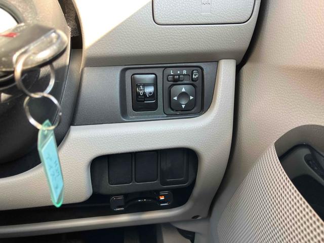 デイズ Ｊ　ＥＴＣ　ナビ　ＴＶ　キーレスエントリー　電動格納ミラー　ベンチシート　ＣＶＴ　ＡＢＳ　ＣＤ　衝突安全ボディ　エアコン　パワーステアリング　パワーウィンドウ（9枚目）