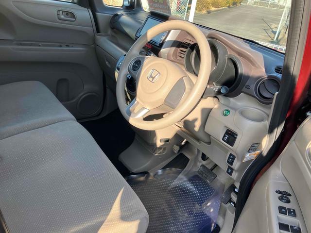 Ｎ－ＢＯＸ Ｇ・Ｌパッケージ　ＥＴＣ　バックカメラ　両側スライド・片側電動　ナビ　ＴＶ　スマートキー　アイドリングストップ　電動格納ミラー　ベンチシート　ＣＶＴ　盗難防止システム　ＡＢＳ　ＥＳＣ　ＣＤ　ＤＶＤ再生　ＵＳＢ（35枚目）