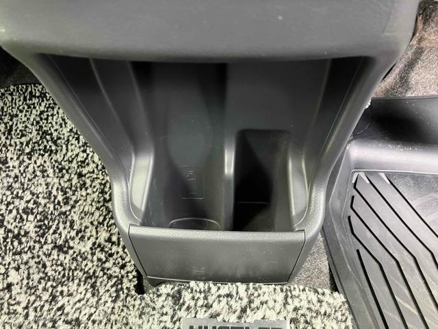 ハスラー Ｘ　４ＷＤ　ＥＴＣ　バックカメラ　ナビ　ＴＶ　衝突被害軽減システム　オートライト　ＨＩＤ　スマートキー　アイドリングストップ　電動格納ミラー　シートヒーター　ベンチシート　ＣＶＴ　盗難防止システム　ＡＢＳ（49枚目）