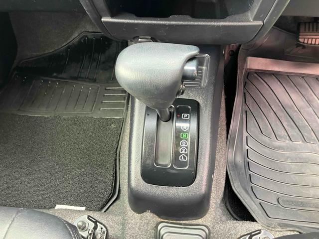 ���i�����ގ��ɕK�����삷�郌�o�[�ł��B����̂��₷�����̂ɂȂ��Ă��܂��B���Ј�x�̊����Ă��������B