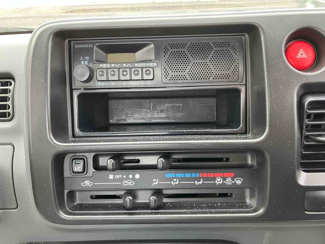 ハイゼットトラック 　軽トラック　ＭＴ　エアコン　パワーステアリング（17枚目）