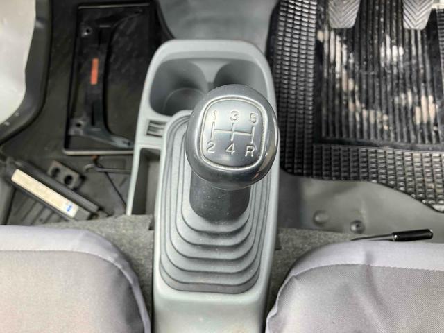 ミニキャブトラック 　軽トラック　ＭＴ　アルミホイール　エアコン　パワーステアリング（19枚目）