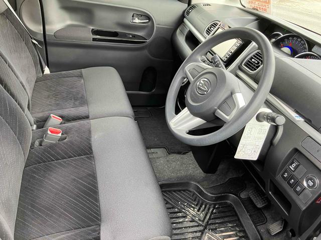 タント カスタムＸ　両側スライド・片側電動　ナビ　ＴＶ　衝突被害軽減システム　ＬＥＤヘッドランプ　スマートキー　アイドリングストップ　電動格納ミラー　ベンチシート　ＣＶＴ　盗難防止システム　ＡＢＳ　ＥＳＣ　アルミホイール（8枚目）