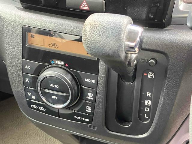 スペーシアカスタム ＧＳ　ＥＴＣ　両側スライドドア　ナビ　ＴＶ　オートライト　ＨＩＤ　スマートキー　アイドリングストップ　電動格納ミラー　ベンチシート　ＣＶＴ　盗難防止システム　ＡＢＳ　ＣＤ　ＵＳＢ（7枚目）