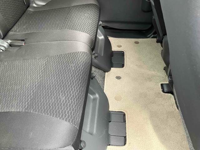 スペーシアカスタム ＧＳ　ＥＴＣ　両側スライドドア　ナビ　ＴＶ　オートライト　ＨＩＤ　スマートキー　アイドリングストップ　電動格納ミラー　ベンチシート　ＣＶＴ　盗難防止システム　ＡＢＳ　ＣＤ　ＵＳＢ（28枚目）