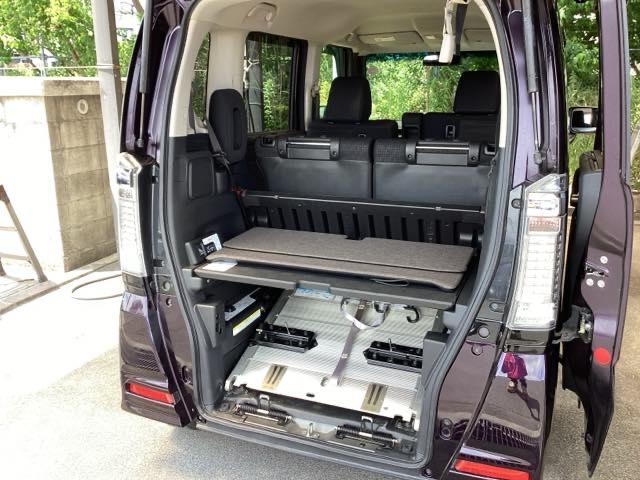 Ｎ－ＢＯＸ＋カスタム Ｇ車いす仕様車　純正ナビ　車いす仕様　リアカメラ　横滑り防止　福祉車両　バックカメラ　スマートキー　ＥＴＣ　オートエアコン　ＡＢＳ　アイドリングストップ　盗難防止システム　ベンチシート（21枚目）