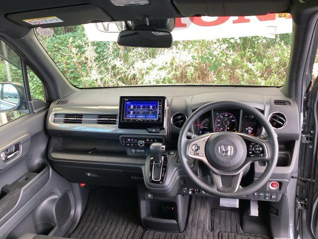 Ｎ－ＷＧＮカスタム Ｌホンダセンシング　純正メモリーナビ　ドラレコ　リアカメラ　クリソナ　ＥＴＣ付き　ブレーキサポート　ＥＣＯＮ　整備記録簿　スマ－トキ－　エアコン　ナビ＆ＴＶ　フルセグ　バックカメラ　ＬＥＤヘッド　オートクルーズ　ＤＶＤ（2枚目）