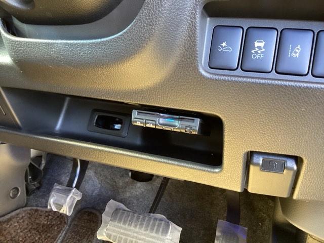 デイズルークス ハイウェイスターＸＶセレクション　ナビ　両側電動スライドドア　リアカメラ　アラウンドビュモニター　前後踏み間違い防止　エアロ　インテリキ－　イモビライザー　地デジ　フルオートエアコン　ＤＶＤ再生　ＶＤＣ　ベンチシート　ＬＥＤライト（16枚目）