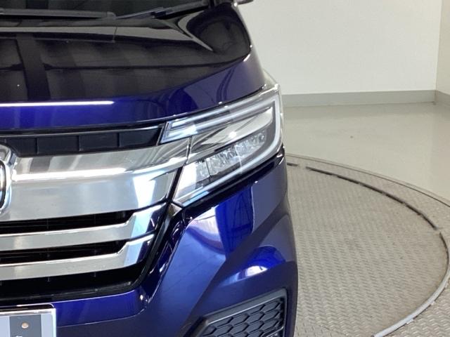 ステップワゴンスパーダ スパーダホンダセンシング　純正ナビ　フルセグ　リアカメラ　盗難防止　助手席エアバッグ　Ｗパワスラ　地デジ　サイドエアバッグ　ＬＥＤライト　横滑り防止システム　オートエアコン　ドライブレコーダー装着車　ＵＳＢ　ナビ＆ＴＶ　スマ鍵（31枚目）