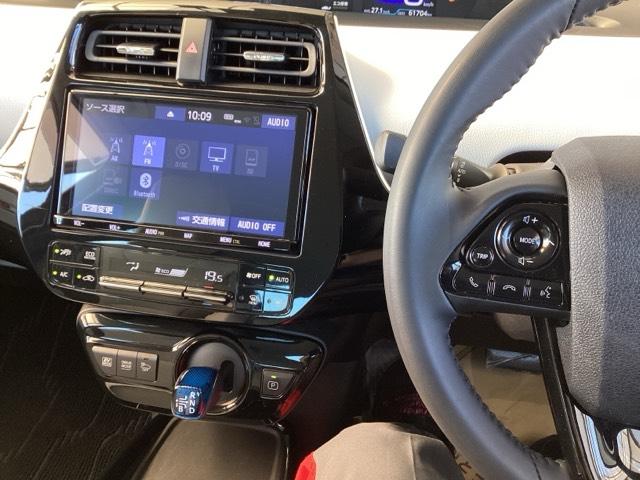 プリウス Aツーリングセレクション ナビ 運転席パワーシート ETC Cソナー シートH スマキー イモビライザー バックモニター クルコン LEDヘッドライト 横滑り防止機能 キーフリ AAC ABS サイドエアバッグ パワステ(2枚目)