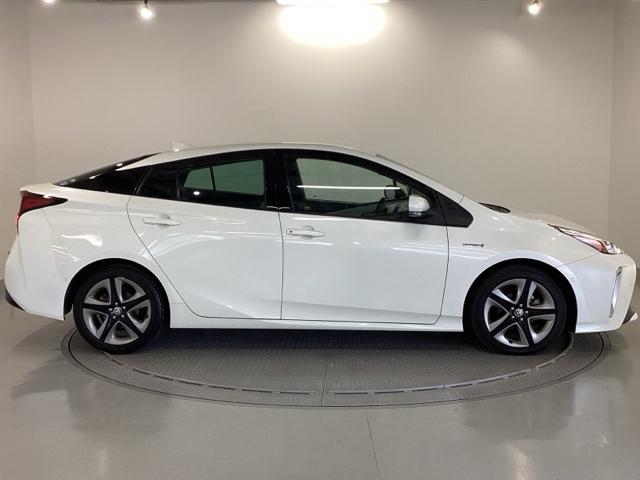 プリウス Aツーリングセレクション ナビ 運転席パワーシート ETC Cソナー シートH スマキー イモビライザー バックモニター クルコン LEDヘッドライト 横滑り防止機能 キーフリ AAC ABS サイドエアバッグ パワステ(30枚目)