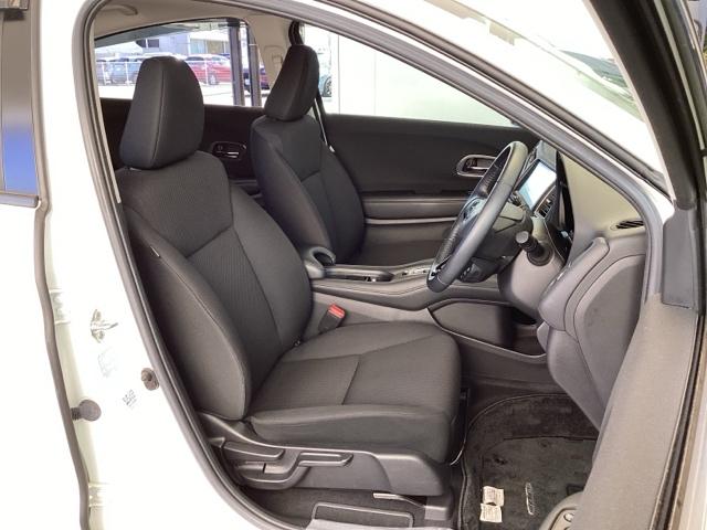 ヴェゼル X・ホンダセンシング 純正メモリーナビ リアカメラ ETC シートヒーター Rカメラ Wエアバッグ 盗難防止 アクティブクルーズコントロール オートエアコン LEDランプ 衝突軽減ブレ-キ パワステ 整備記録簿 TVナビ(16枚目)