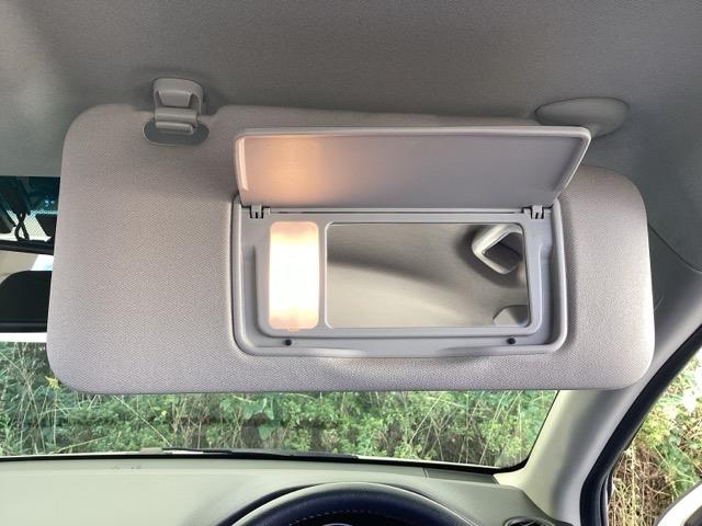 ヴェゼル X・ホンダセンシング 純正メモリーナビ リアカメラ ETC シートヒーター Rカメラ Wエアバッグ 盗難防止 アクティブクルーズコントロール オートエアコン LEDランプ 衝突軽減ブレ-キ パワステ 整備記録簿 TVナビ(48枚目)