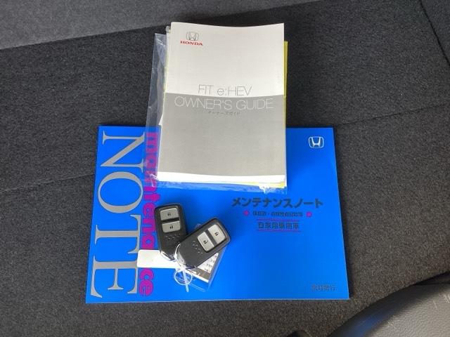 フィット e:HEVホーム 純正メモリーナビ ドラレコ リアカメラ 前後誤発進抑制機能 助手席エアバッグ 運転席エアバッグ アイドリングストップ LEDライト USB接続 バックカメラ ABS サイドエアバッグ フルセグTV(19枚目)