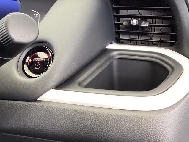 フィット e:HEVホーム 純正メモリーナビ ドラレコ リアカメラ 前後誤発進抑制機能 助手席エアバッグ 運転席エアバッグ アイドリングストップ LEDライト USB接続 バックカメラ ABS サイドエアバッグ フルセグTV(43枚目)