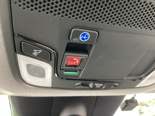 フィット e:HEVホーム 純正メモリーナビ ドラレコ リアカメラ 前後誤発進抑制機能 助手席エアバッグ 運転席エアバッグ アイドリングストップ LEDライト USB接続 バックカメラ ABS サイドエアバッグ フルセグTV(48枚目)