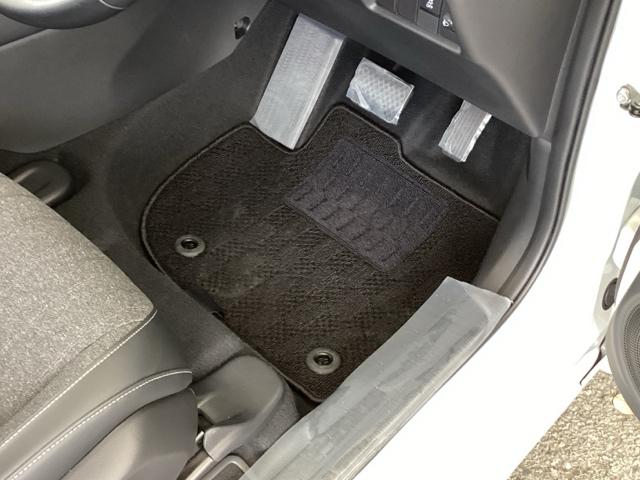 フィット e:HEVホーム 純正メモリーナビ ドラレコ リアカメラ 前後誤発進抑制機能 助手席エアバッグ 運転席エアバッグ アイドリングストップ LEDライト USB接続 バックカメラ ABS サイドエアバッグ フルセグTV(53枚目)