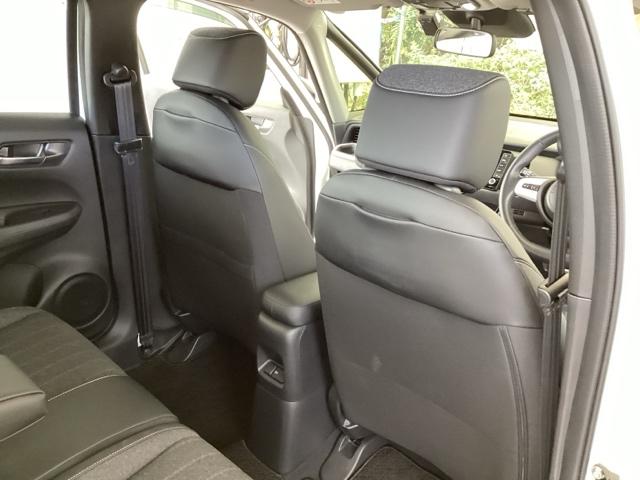 フィット e:HEVホーム 純正メモリーナビ ドラレコ リアカメラ 前後誤発進抑制機能 助手席エアバッグ 運転席エアバッグ アイドリングストップ LEDライト USB接続 バックカメラ ABS サイドエアバッグ フルセグTV(58枚目)