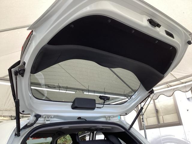 フィット e:HEVホーム 純正メモリーナビ ドラレコ リアカメラ 前後誤発進抑制機能 助手席エアバッグ 運転席エアバッグ アイドリングストップ LEDライト USB接続 バックカメラ ABS サイドエアバッグ フルセグTV(67枚目)