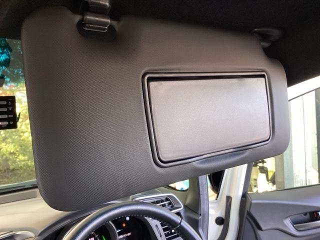 フィットハイブリッド Ｓホンダセンシング　純正ナビ　フルセグ　リアカメラ　スマ－トキ－　ナビＴＶ　アクティブクルーズコントロール　パワーウインドウ　サイドエアバック　ＤＶＤ再生　パワーステアリング　ＬＥＤヘッドランプ　ＡＢＳ　盗難防止装置（44枚目）