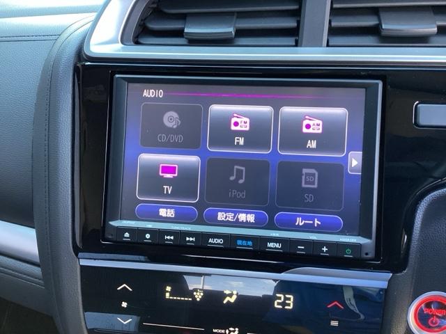 フィットハイブリッド Lホンダセンシング 純正ナビ フルセグ リアカメラ 軽減ブレーキ Rカメ LED サイドSRS 横滑り防止 ナビTV パワーステアリング 盗難防止装置 オートクルーズ ETC車載器 DVD再生 ABS 助手席エアバッグ(9枚目)
