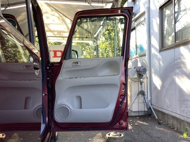 Ｎ－ＢＯＸ Ｇ・Ｌパッケージ　メモリーナビ　ＥＴＣ　フルセグ　Ｉ－ＳＴＯＰ　メンテナンスノート　カラーバックモニター　全席ＰＷ　イモビライザー　ナビテレビ　地ＴＶ　ＡＡＣ　横滑り防止　スマートキー　ＤＶＤ再生　ＡＢＳ　キーレスＥ（24枚目）