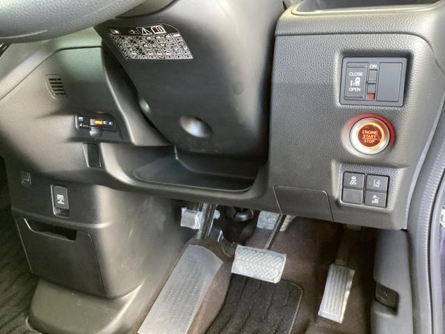 Ｎ－ＢＯＸカスタム Ｇ・Ｌホンダセンシング　純正メモリーナビ　ドラレコ　リアカメラ　地デジＴＶ　整備記録簿　助手席エアバッグ　キーレス　アイドリングＳＴ　セキュリティーアラーム　スマ－トキ－　ナビＴＶ　ＥＴＣ　前車追従機能　サイドエアバッグ（15枚目）