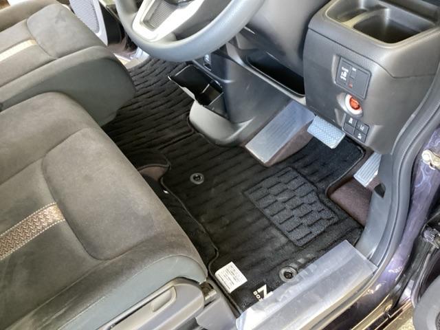 Ｎ－ＢＯＸカスタム Ｇ・Ｌホンダセンシング　純正メモリーナビ　ドラレコ　リアカメラ　地デジＴＶ　整備記録簿　助手席エアバッグ　キーレス　アイドリングＳＴ　セキュリティーアラーム　スマ－トキ－　ナビＴＶ　ＥＴＣ　前車追従機能　サイドエアバッグ（53枚目）