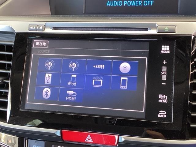 アコードハイブリッド ＥＸ　純正メモリーナビ　パワーシート　ＥＴＣ　バックモニター　Ｐシート　Ｐセンサー　サイドカーテンエアバック　サイドモニター　記録簿　ナビＴＶ　ＬＥＤヘッド　フルセグテレビ　ＤＶＤ再生可能　スマキー　ＵＳＢ（11枚目）