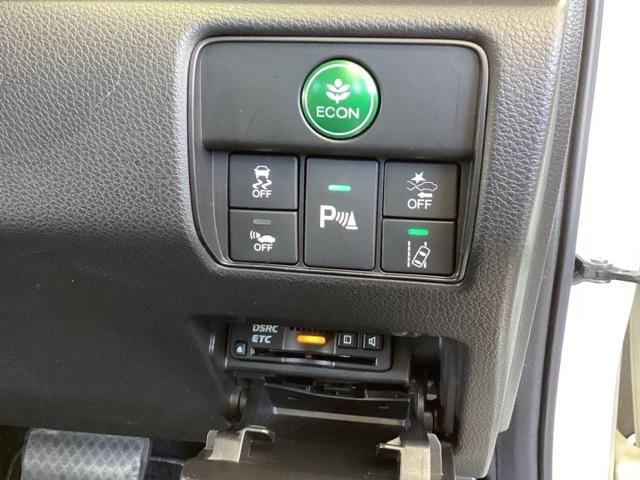 アコードハイブリッド ＥＸ　純正メモリーナビ　パワーシート　ＥＴＣ　バックモニター　Ｐシート　Ｐセンサー　サイドカーテンエアバック　サイドモニター　記録簿　ナビＴＶ　ＬＥＤヘッド　フルセグテレビ　ＤＶＤ再生可能　スマキー　ＵＳＢ（45枚目）