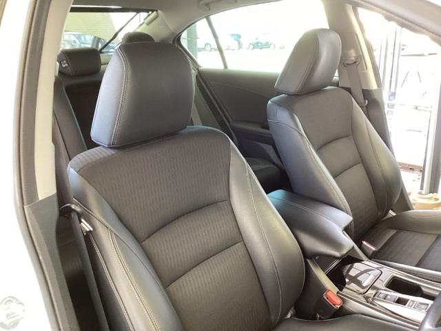 アコードハイブリッド ＥＸ　純正メモリーナビ　パワーシート　ＥＴＣ　バックモニター　Ｐシート　Ｐセンサー　サイドカーテンエアバック　サイドモニター　記録簿　ナビＴＶ　ＬＥＤヘッド　フルセグテレビ　ＤＶＤ再生可能　スマキー　ＵＳＢ（56枚目）