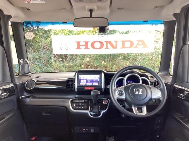 Ｎ－ＢＯＸカスタム Ｇ・Ｌパッケージ　メモリーナビ　ドラレコ　ＥＴＣ　リアカメラ　アイドリングストップ車　ナビ・ＴＶ　スマキ－　地デジＴＶ　パワーウィンドウ　片側電動両側スライドドア　盗難防止システム　オートエアコン　パワステ　整備記録簿（2枚目）