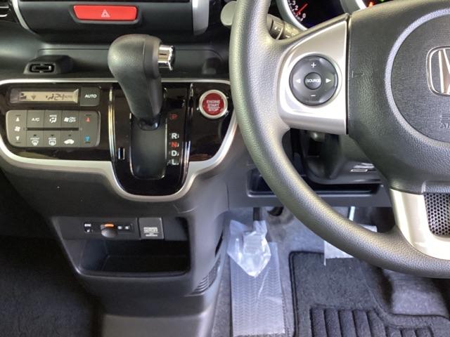 Ｎ－ＢＯＸカスタム Ｇ・Ｌパッケージ　メモリーナビ　ドラレコ　ＥＴＣ　リアカメラ　アイドリングストップ車　ナビ・ＴＶ　スマキ－　地デジＴＶ　パワーウィンドウ　片側電動両側スライドドア　盗難防止システム　オートエアコン　パワステ　整備記録簿（15枚目）