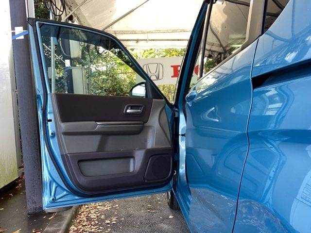 フリードハイブリッド ハイブリッド・Ｇホンダセンシング　メモリーナビ　リアカメラ　ＥＴＣ　軽減ブレーキ　キーフリーシステム　記録簿　ＤＶＤ再生可能　サイドカーテンエアバック　ＥＣＯＮ　後カメラ　Ａクルーズ　地デジフルセグＴＶ　ＬＥＤヘッドランプ　横滑防止（26枚目）