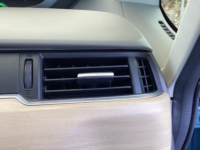 フリードハイブリッド ハイブリッド・Ｇホンダセンシング　メモリーナビ　リアカメラ　ＥＴＣ　軽減ブレーキ　キーフリーシステム　記録簿　ＤＶＤ再生可能　サイドカーテンエアバック　ＥＣＯＮ　後カメラ　Ａクルーズ　地デジフルセグＴＶ　ＬＥＤヘッドランプ　横滑防止（29枚目）