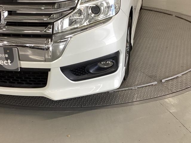 ステップワゴンスパーダ Ｚ　ナビ　フルセグ　リアカメラ　横滑防止　エアロ　イモビ　スマキー　地デジＴＶ　バックモニタ－　３列シ－ト　キーフリー　パワーウィンド　ＥＴＣ付　エアコン　運転席助手席エアバック　エアバック　ＡＢＳ　ＰＳ（29枚目）