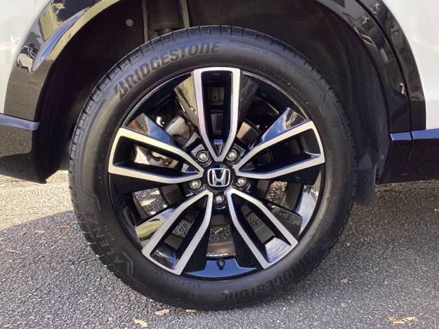 ヴェゼル ｅ：ＨＥＶＺ　メモリーナビ　ドラレコ　リアカメラ　ＥＴＣ　衝突回避支援ブレーキ機能　スマキ　Ｐトランク　フルオートエアコン　Ｄレコ　エアバッグ　両席エアバック　Ｒカメ　記録簿付　パワーウィンドウ　ＬＥＤランプ（22枚目）