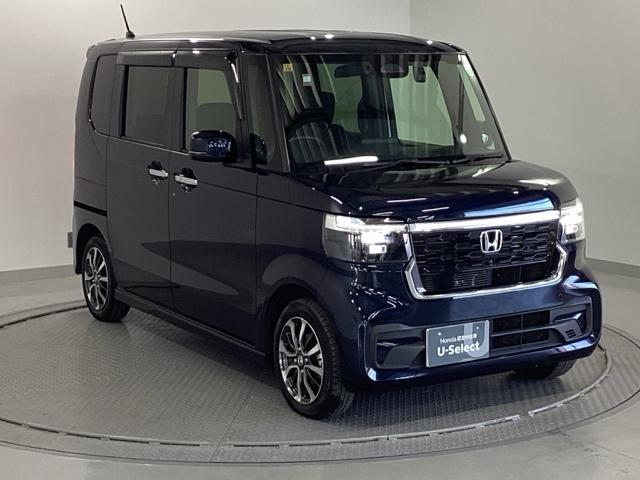 N-BOXカスタム ベースグレード メモリーナビ ドラレコ ETC リアカメラ USB接続 CMBS Dレコ ベンチシート オートエアコン スマートキ LED 盗難防止装置 クルコン バックカメラ フルセグTV パワーステアリング(8枚目)