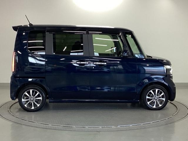 N-BOXカスタム ベースグレード メモリーナビ ドラレコ ETC リアカメラ USB接続 CMBS Dレコ ベンチシート オートエアコン スマートキ LED 盗難防止装置 クルコン バックカメラ フルセグTV パワーステアリング(31枚目)