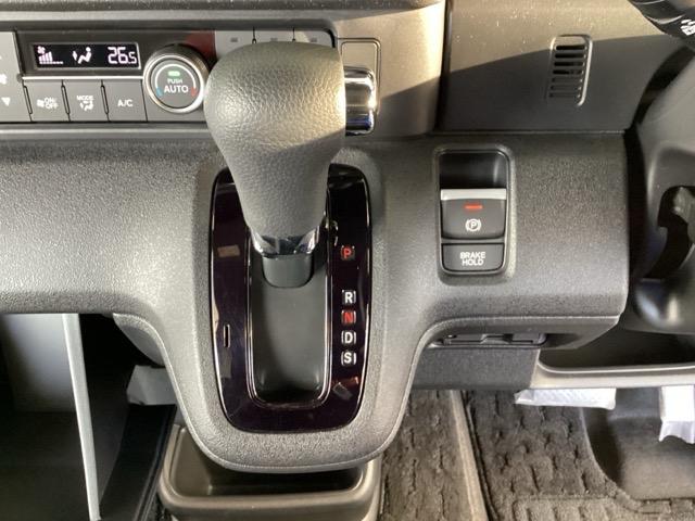 N-BOXカスタム ベースグレード メモリーナビ ドラレコ ETC リアカメラ USB接続 CMBS Dレコ ベンチシート オートエアコン スマートキ LED 盗難防止装置 クルコン バックカメラ フルセグTV パワーステアリング(36枚目)