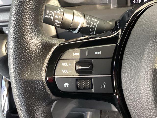 N-BOXカスタム ベースグレード メモリーナビ ドラレコ ETC リアカメラ USB接続 CMBS Dレコ ベンチシート オートエアコン スマートキ LED 盗難防止装置 クルコン バックカメラ フルセグTV パワーステアリング(38枚目)